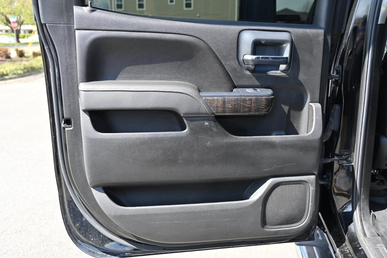 GMC Sierra 2500HD Denali Crew Cab 4WD 2016