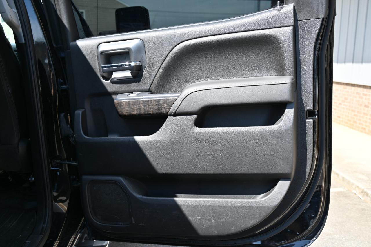 GMC Sierra 2500HD Denali Crew Cab 4WD 2016