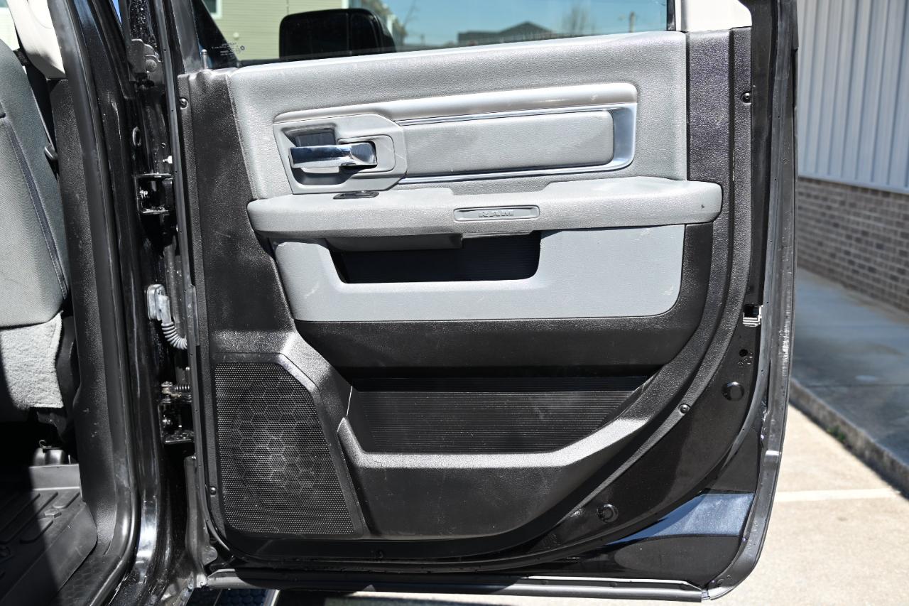 RAM 2500 SLT Crew Cab SWB 4WD 2018