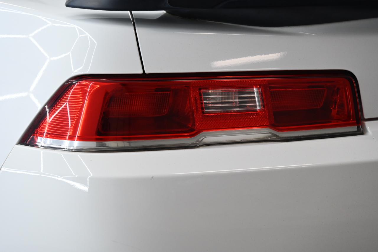 Chevrolet Camaro 1LS Coupe 2014