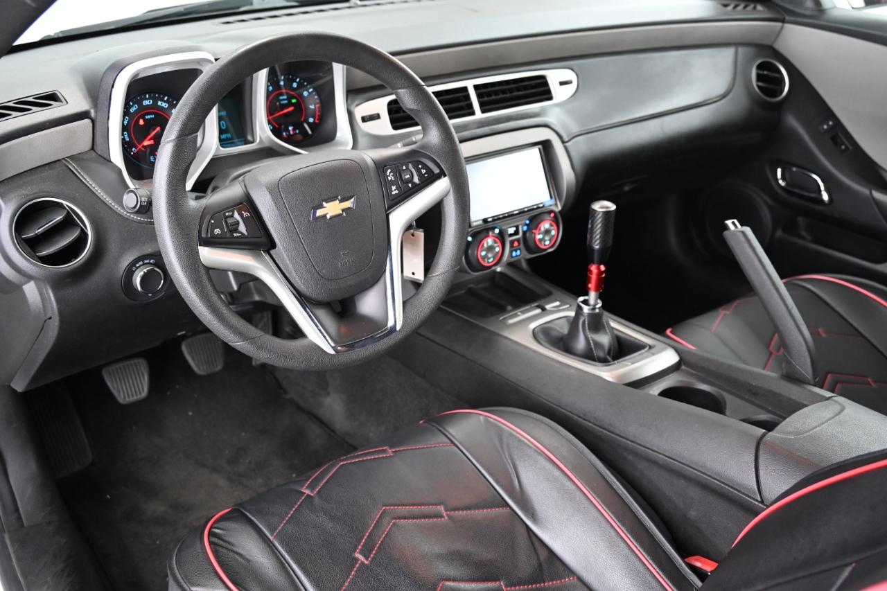 Chevrolet Camaro 1LS Coupe 2014