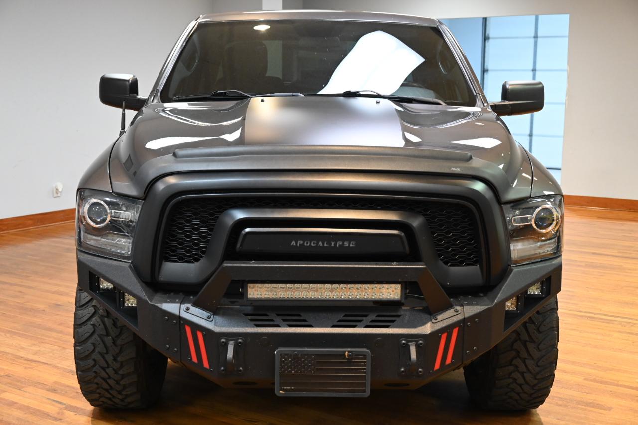 RAM 1500 Classic Warlock 4x4 Quad Cab 6'4" Box 2021