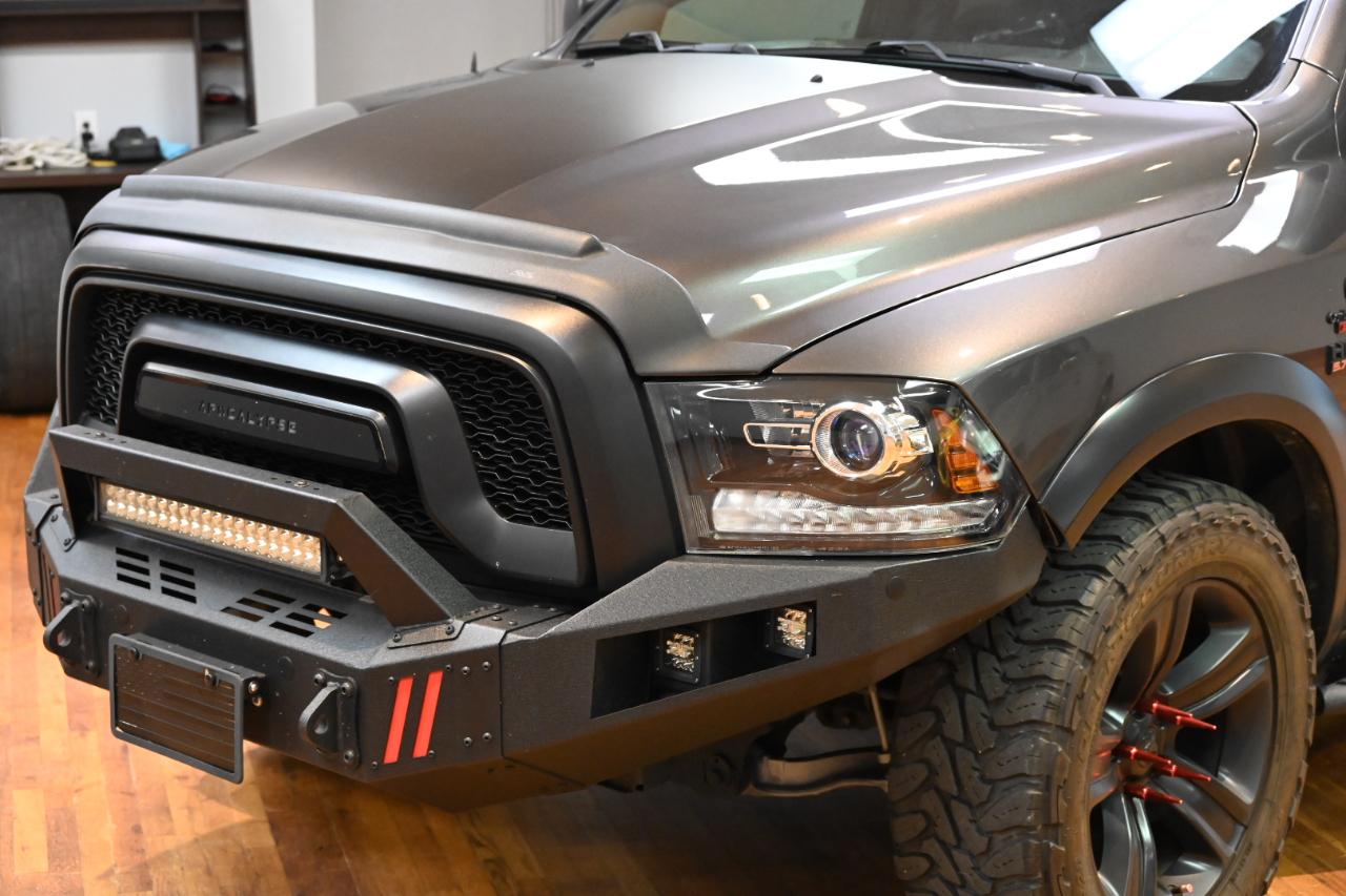 RAM 1500 Classic Warlock 4x4 Quad Cab 6'4" Box 2021