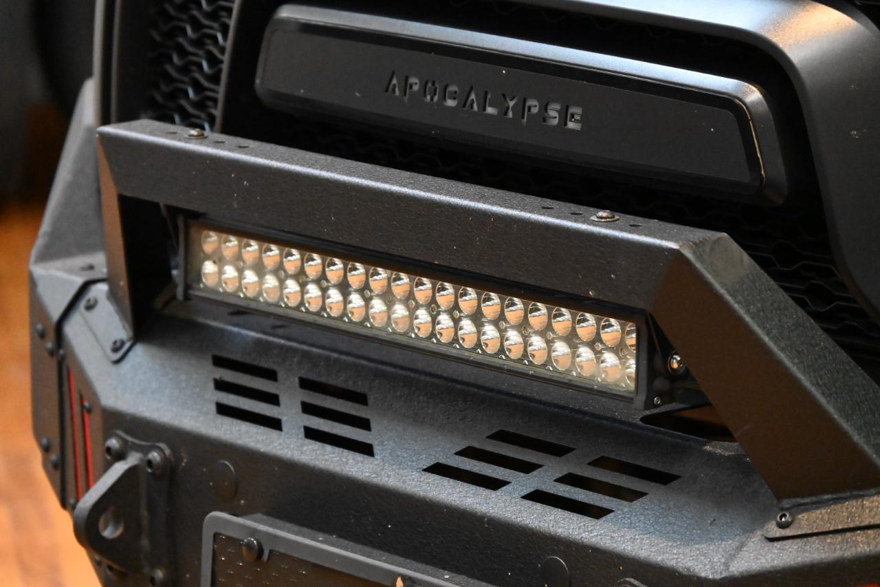 RAM 1500 Classic Warlock 4x4 Quad Cab 6'4" Box 2021