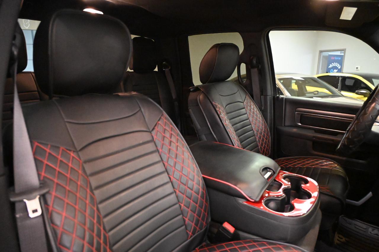 RAM 1500 Classic Warlock 4x4 Quad Cab 6'4" Box 2021