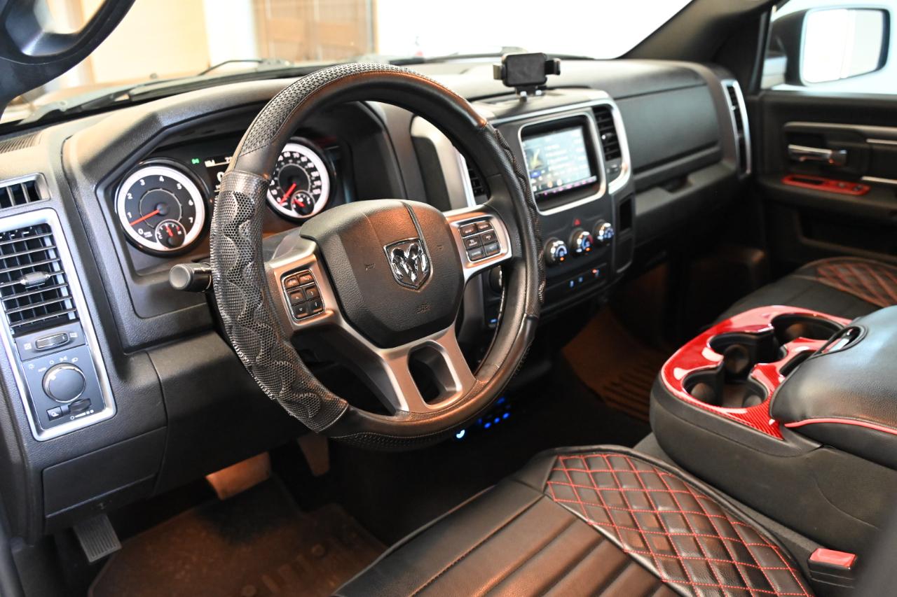 RAM 1500 Classic Warlock 4x4 Quad Cab 6'4" Box 2021