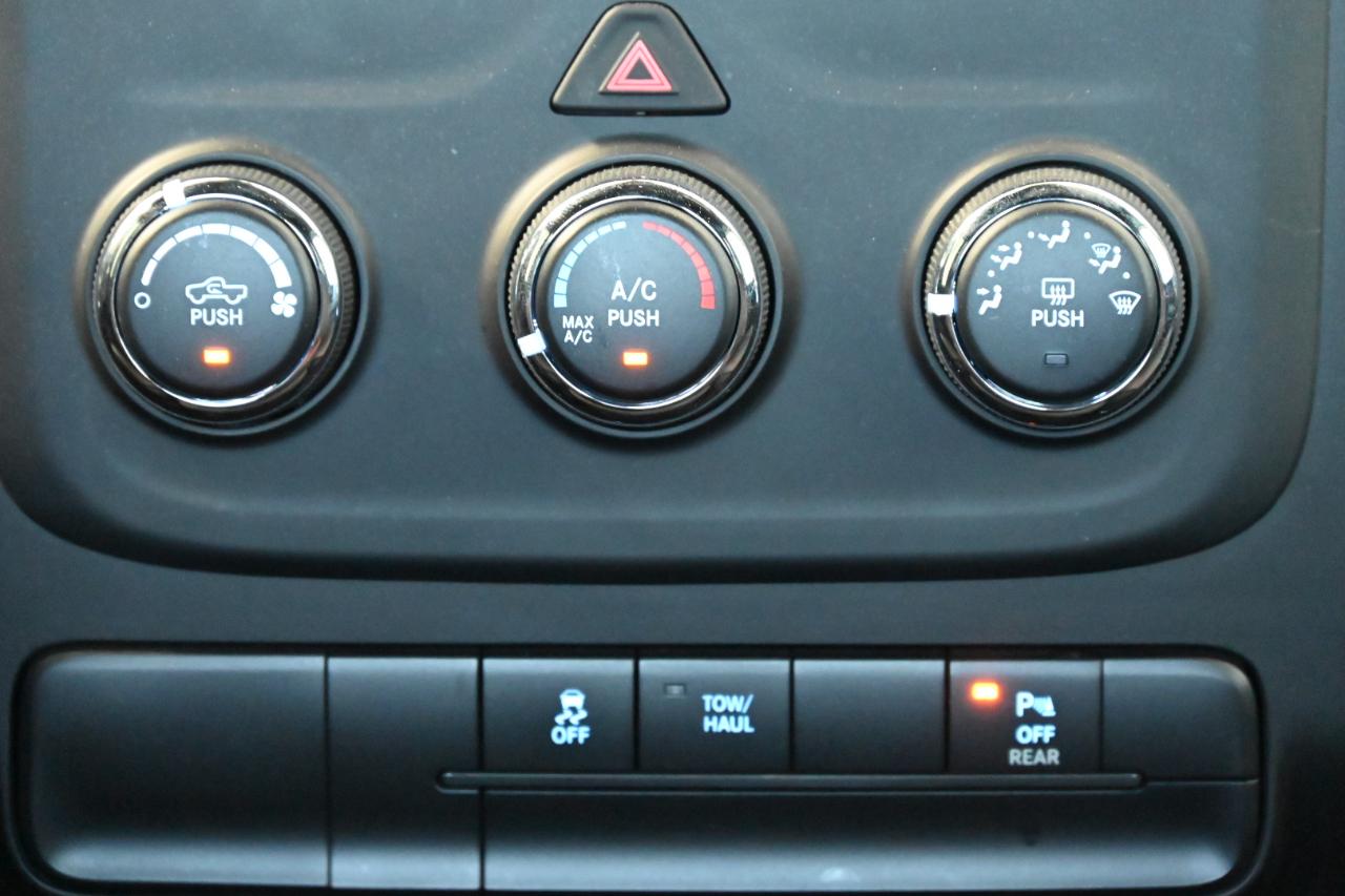 RAM 1500 Classic Warlock 4x4 Quad Cab 6'4" Box 2021