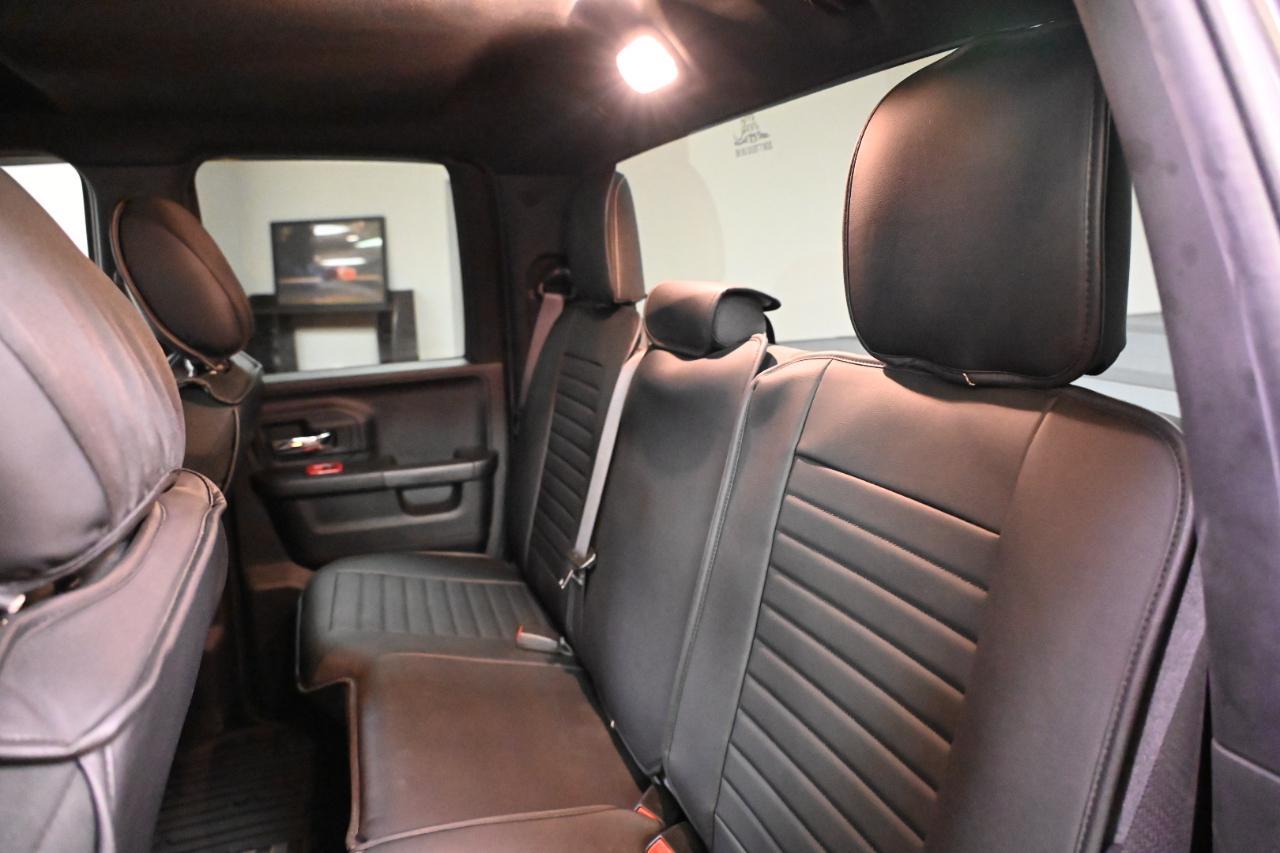 RAM 1500 Classic Warlock 4x4 Quad Cab 6'4" Box 2021