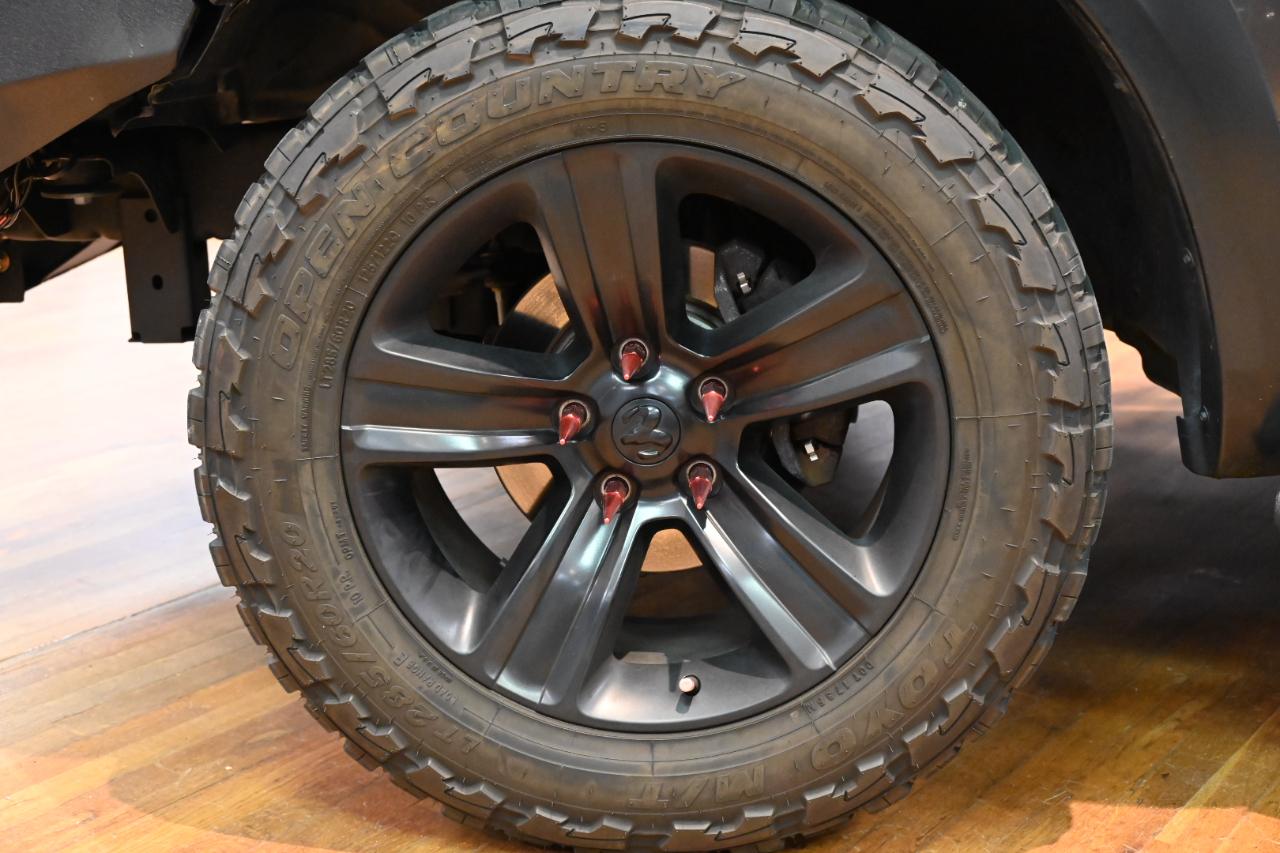 RAM 1500 Classic Warlock 4x4 Quad Cab 6'4" Box 2021