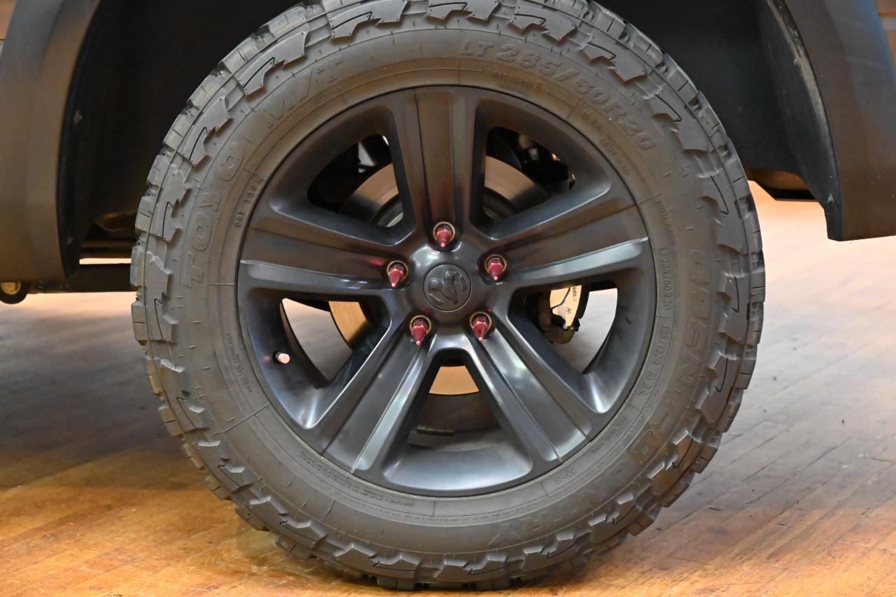 RAM 1500 Classic Warlock 4x4 Quad Cab 6'4" Box 2021