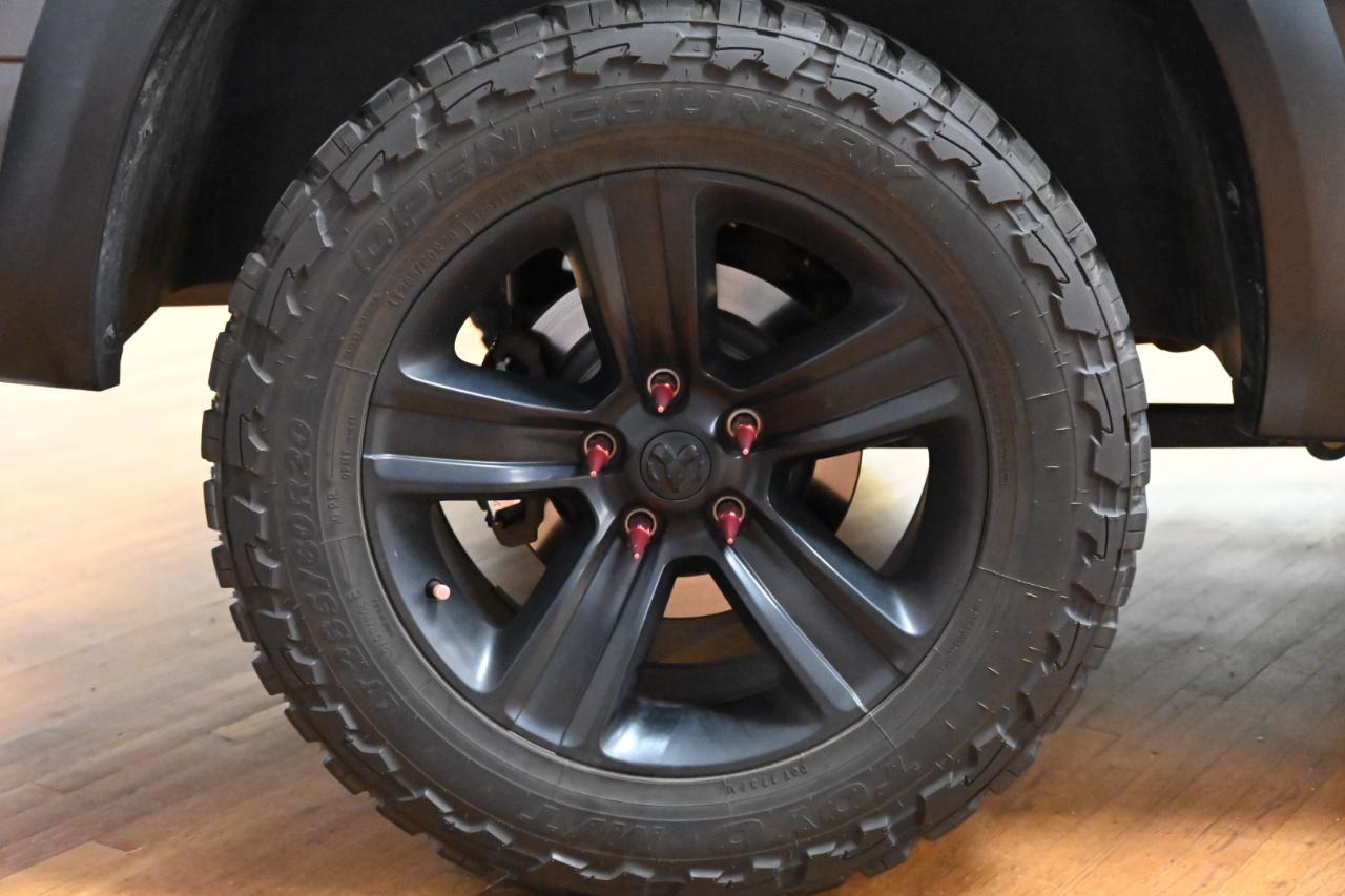 RAM 1500 Classic Warlock 4x4 Quad Cab 6'4" Box 2021