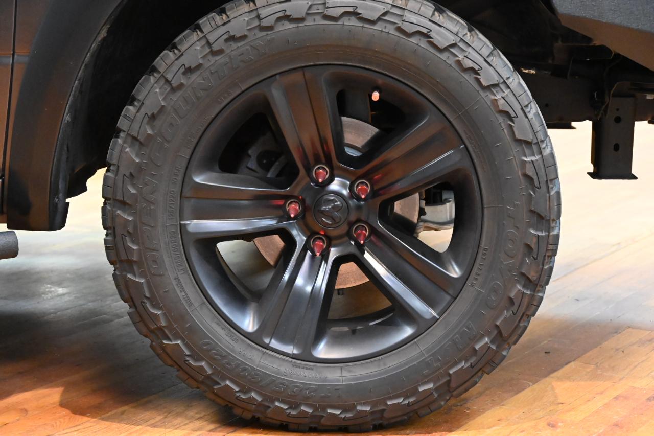 RAM 1500 Classic Warlock 4x4 Quad Cab 6'4" Box 2021