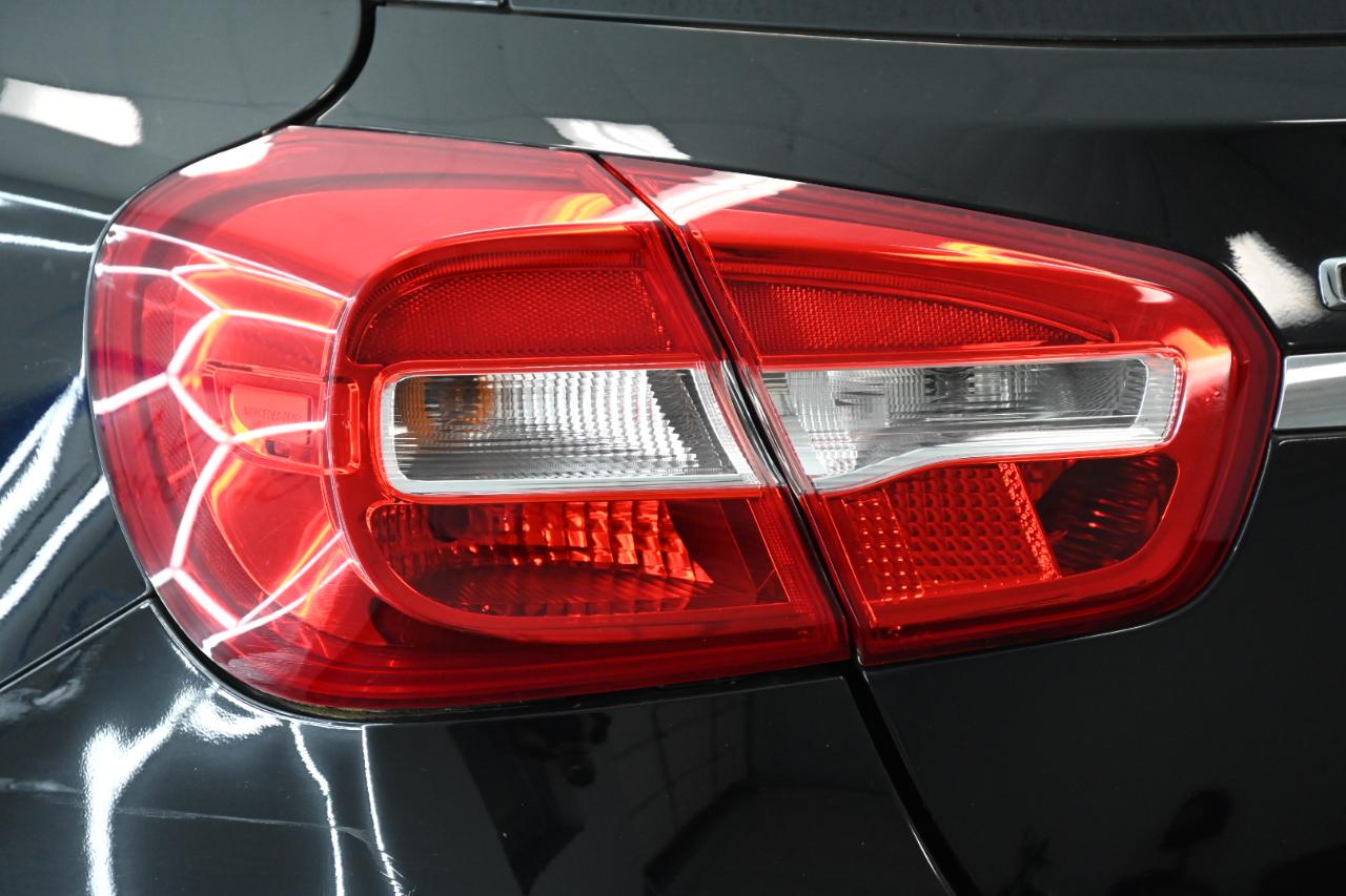 Mercedes-Benz GLA-Class GLA250 4MATIC 2016