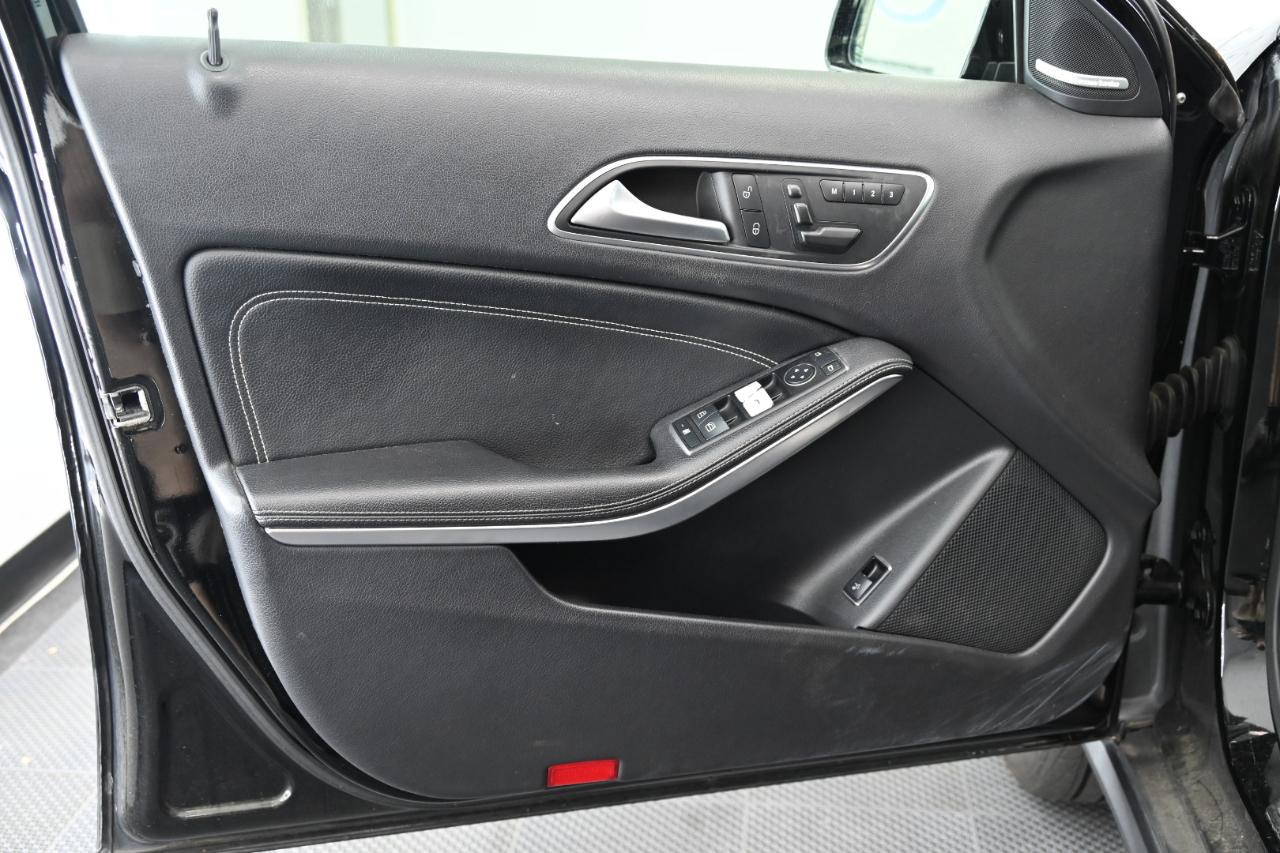 Mercedes-Benz GLA-Class GLA250 4MATIC 2016