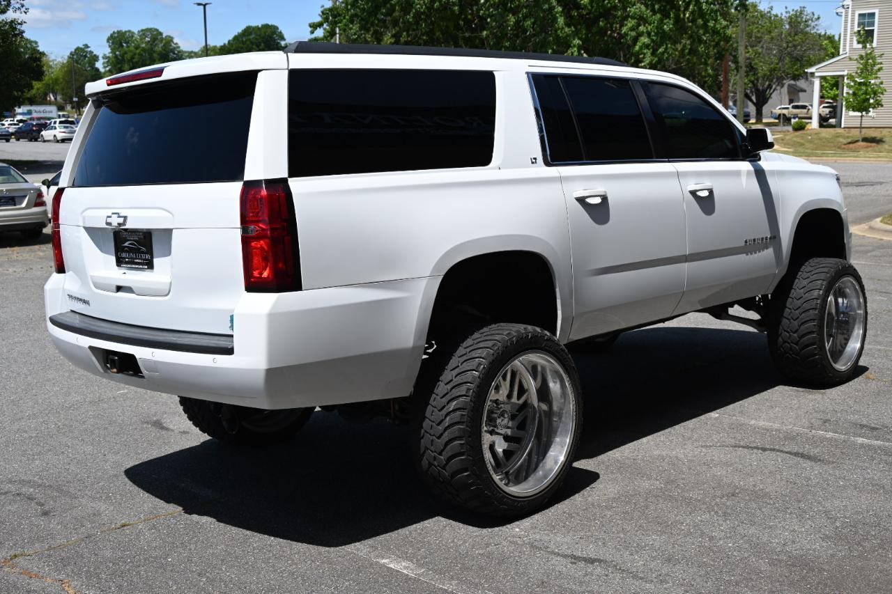 Chevrolet Suburban LT 4WD 2019
