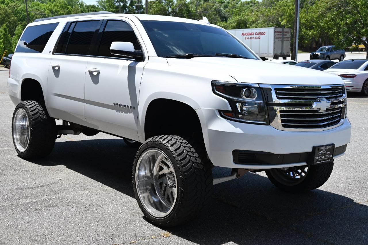 Chevrolet Suburban LT 4WD 2019