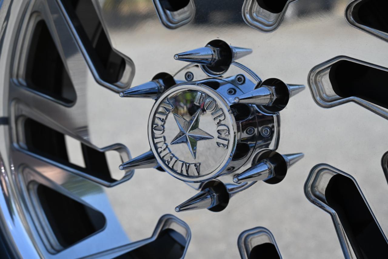 Chevrolet Suburban LT 4WD 2019