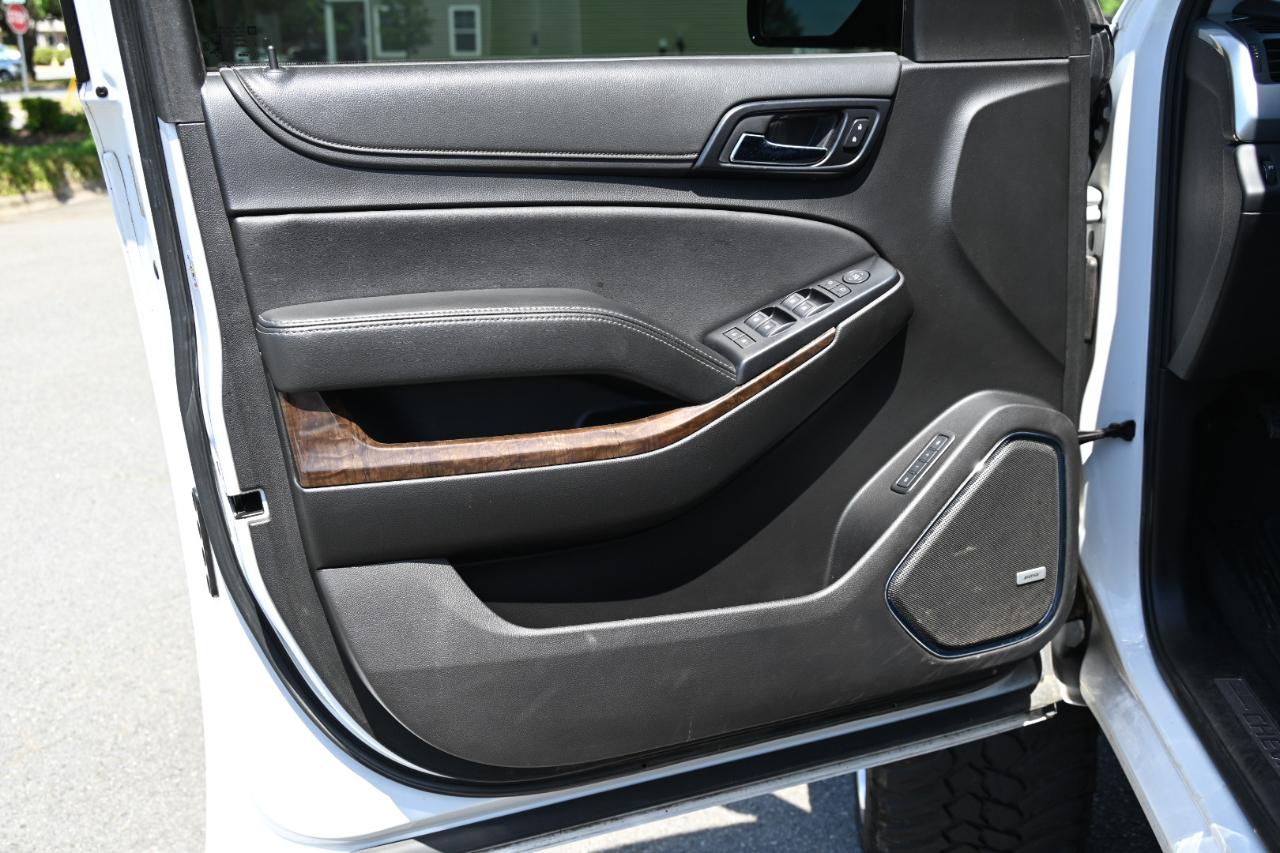 Chevrolet Suburban LT 4WD 2019