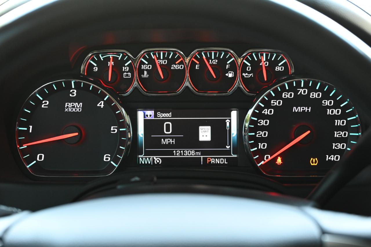 Chevrolet Suburban LT 4WD 2019