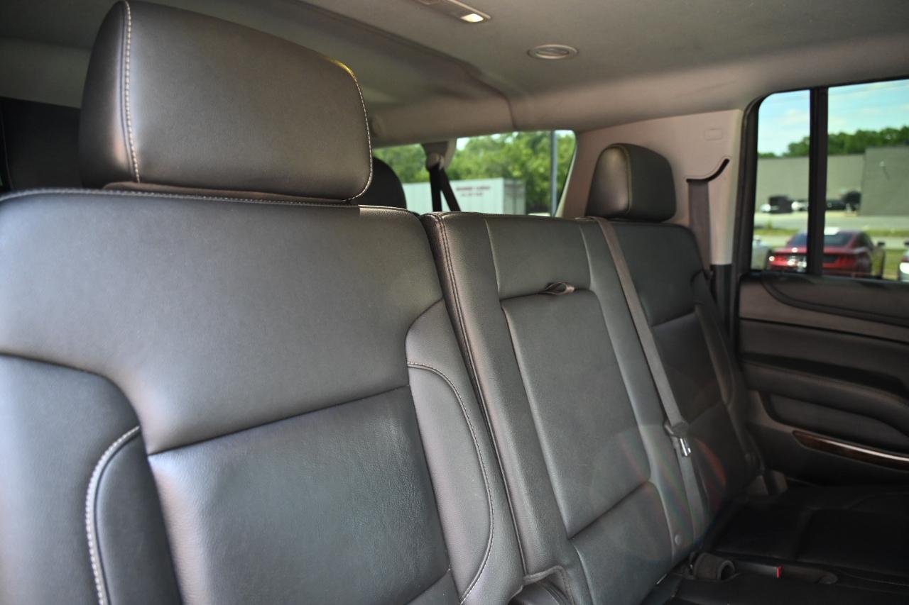 Chevrolet Suburban LT 4WD 2019