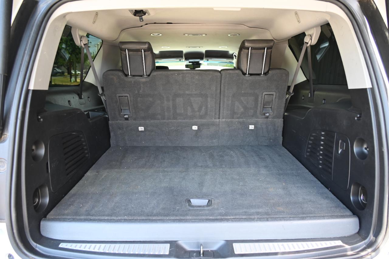 Chevrolet Suburban LT 4WD 2019