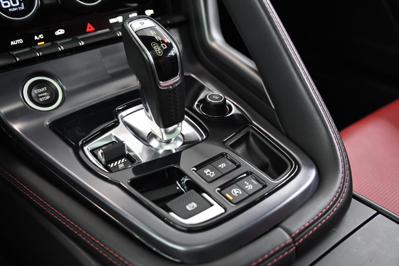 Jaguar F-Type R Coupe AWD 2019