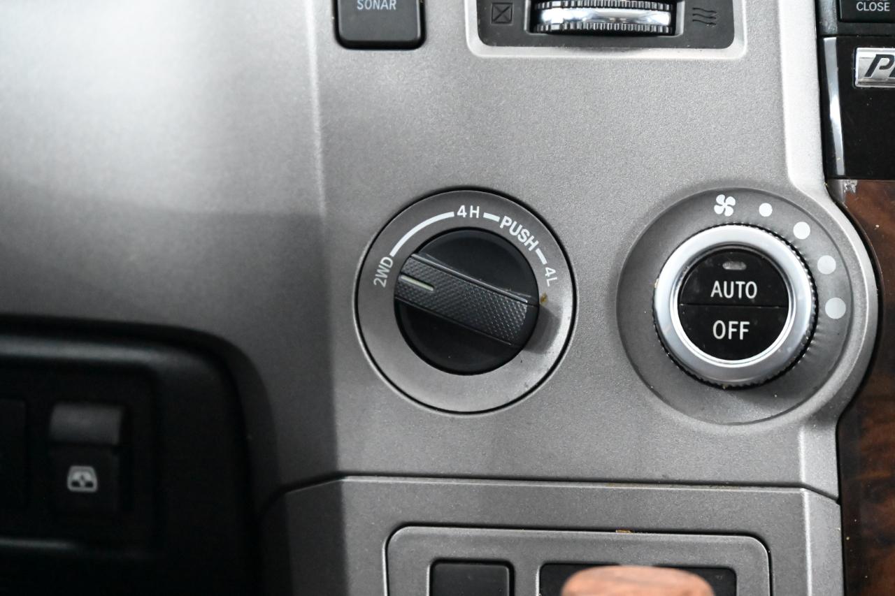 Toyota Tundra Limited 5.7L CrewMax 4WD 2013