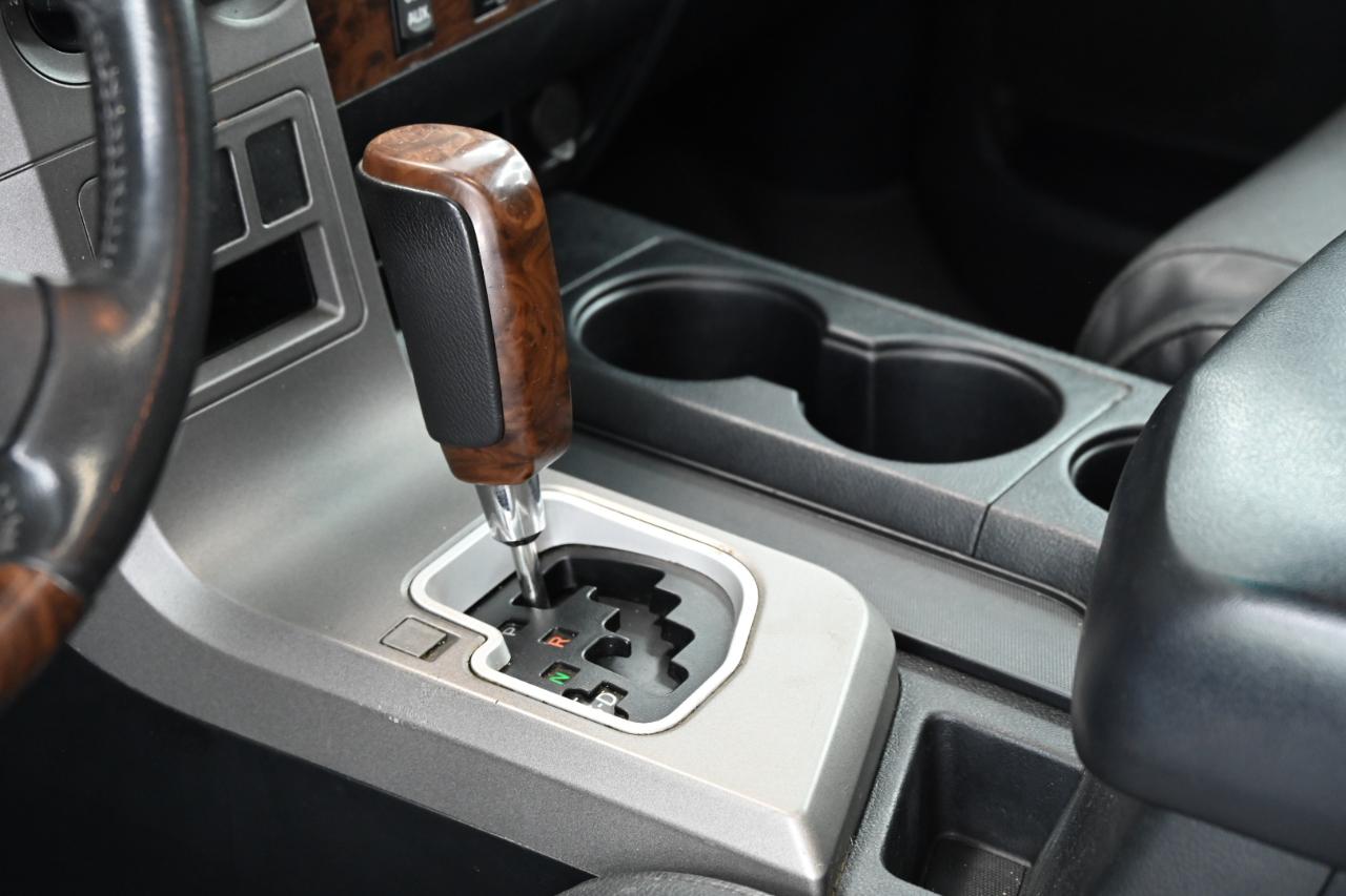 Toyota Tundra Limited 5.7L CrewMax 4WD 2013