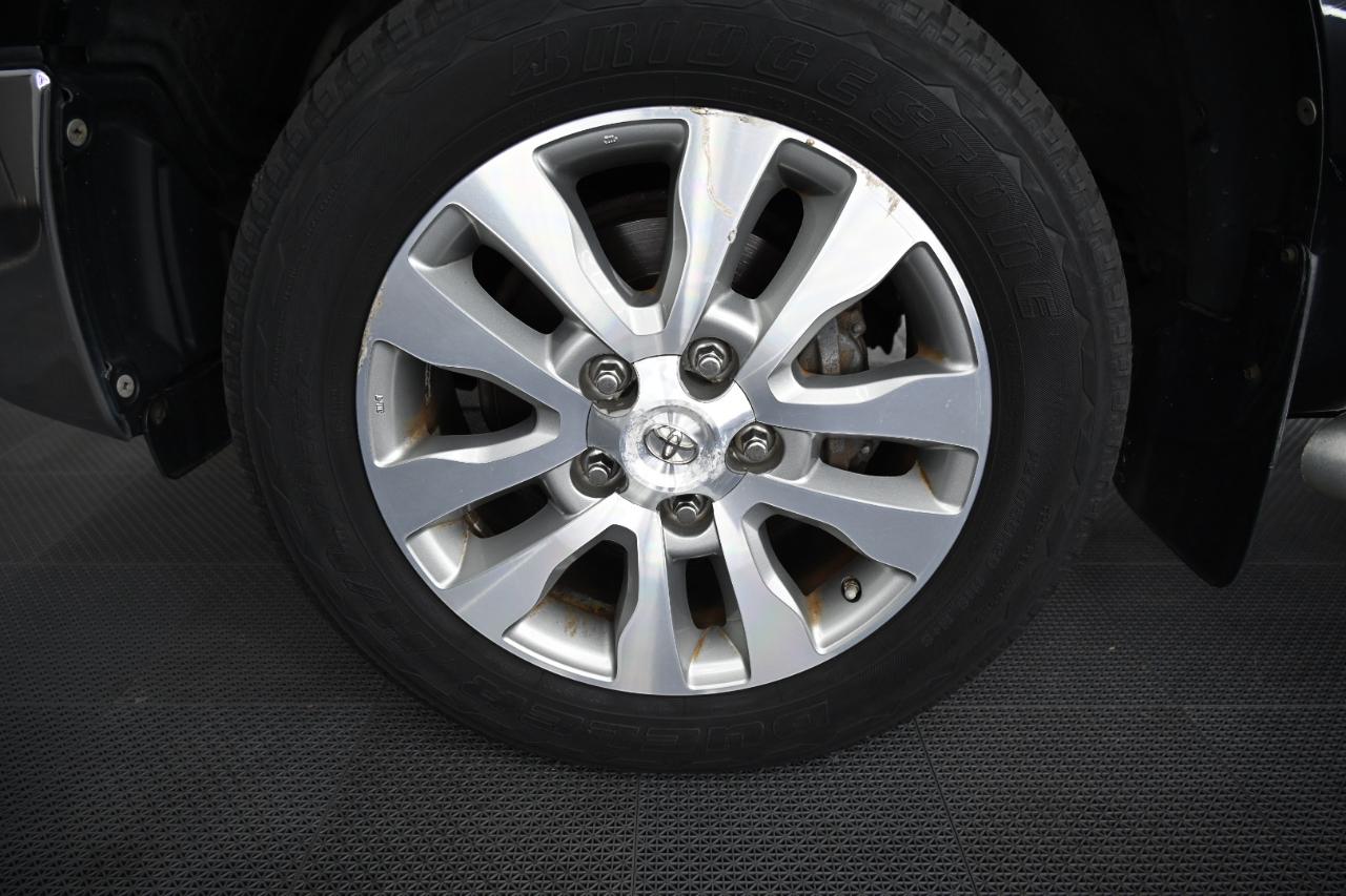 Toyota Tundra Limited 5.7L CrewMax 4WD 2013