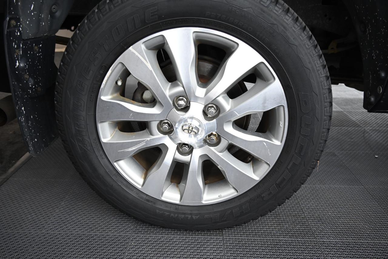 Toyota Tundra Limited 5.7L CrewMax 4WD 2013