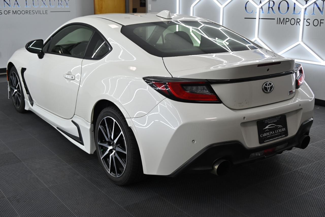 Toyota GR86 Base 6A 2022