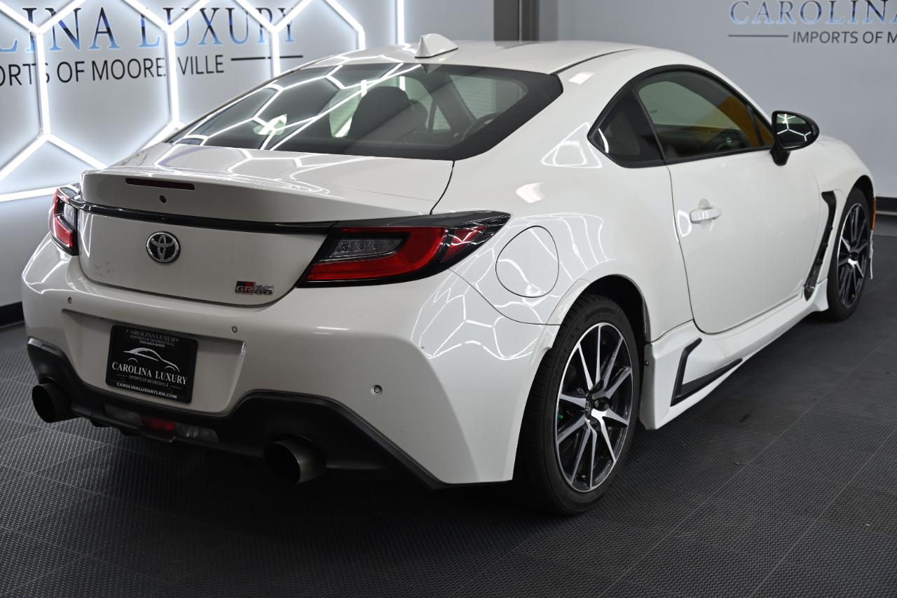 Toyota GR86 Base 6A 2022