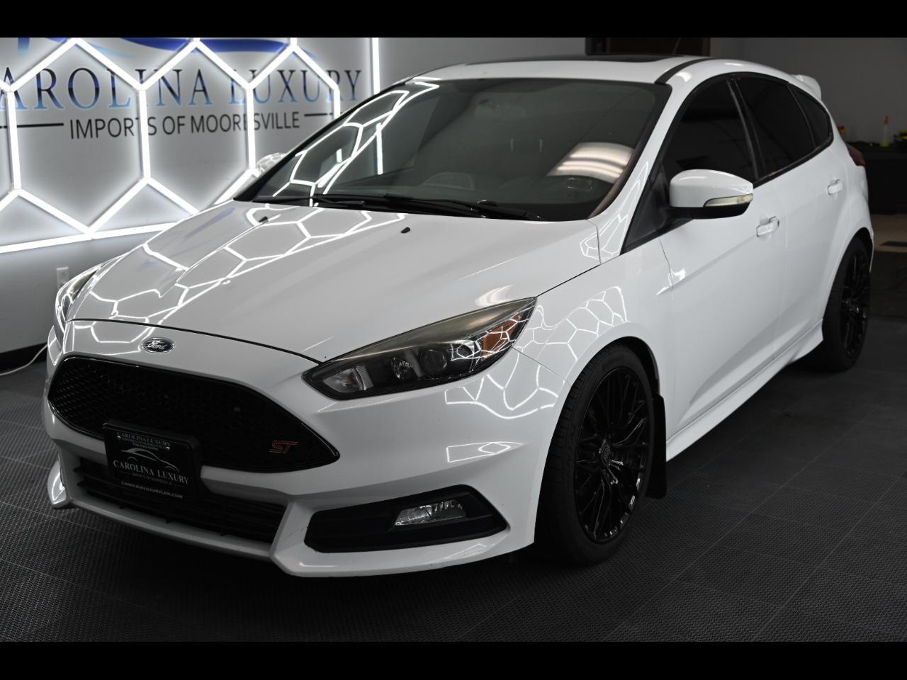 2017 Ford Focus ST Hatch