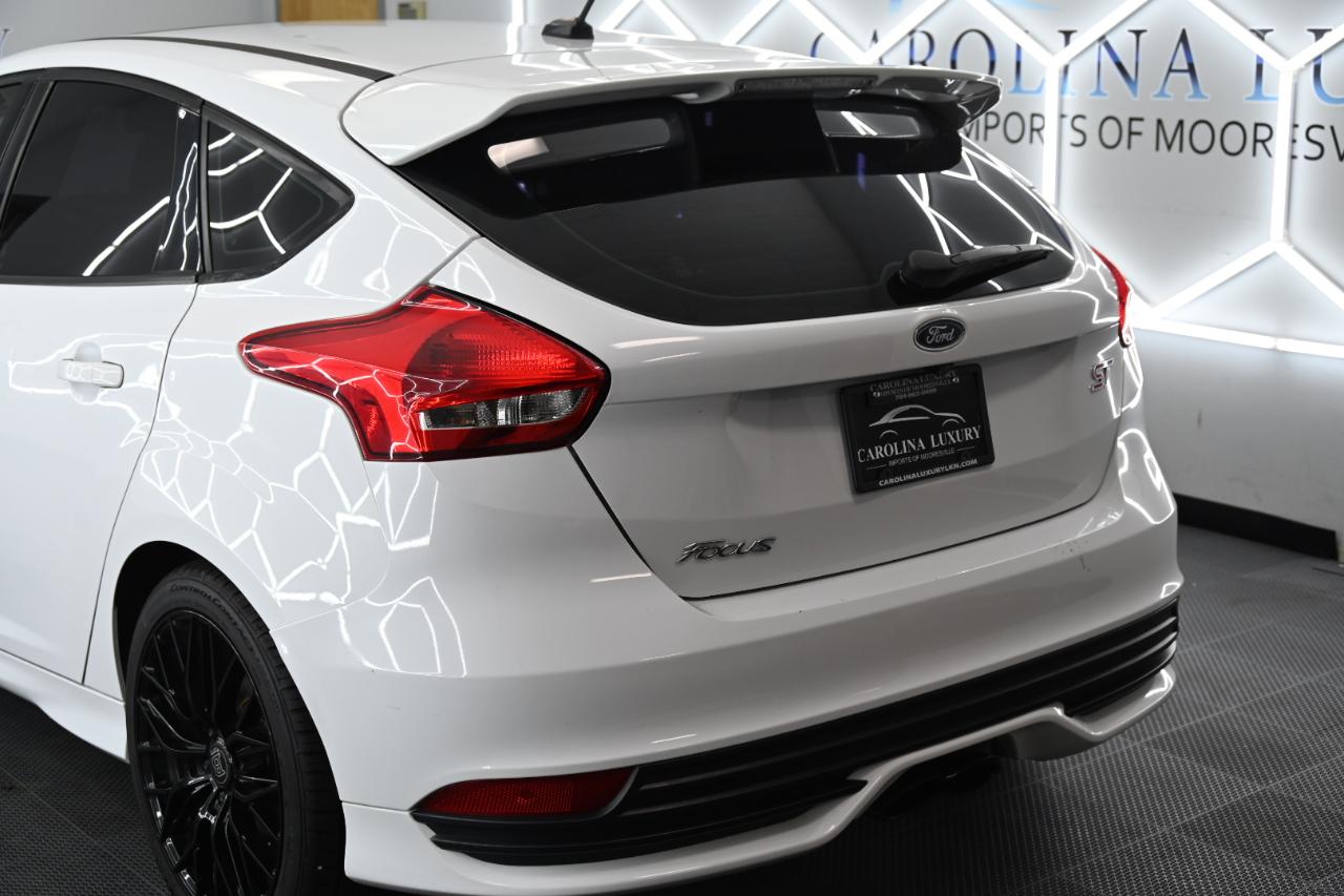 Ford Focus ST Hatch 2017