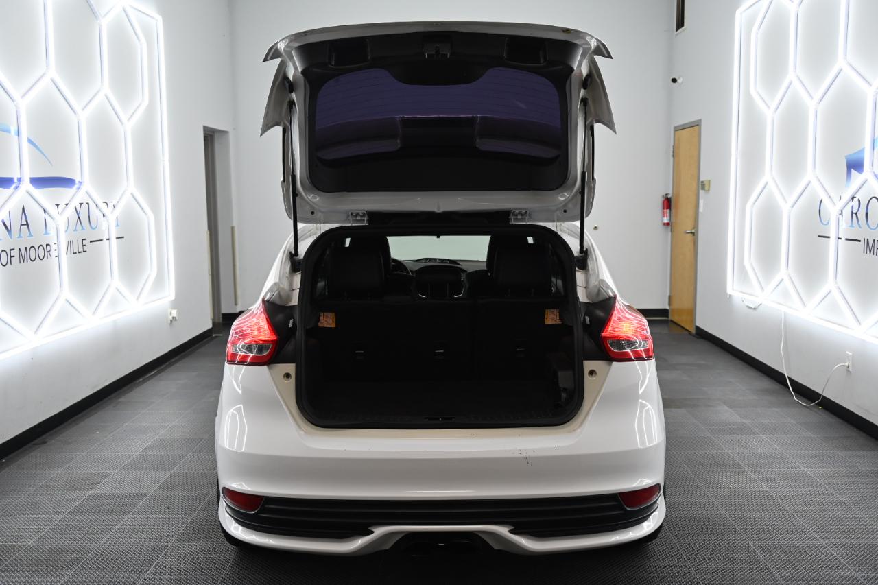 Ford Focus ST Hatch 2017