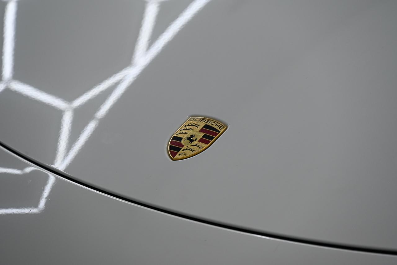 Porsche 718 Cayman Coupe 2018