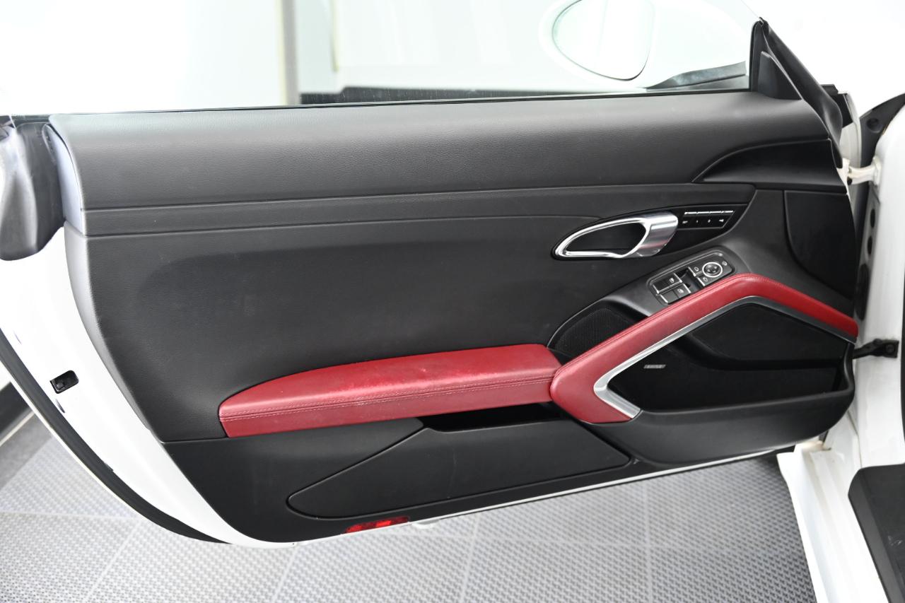 Porsche 718 Cayman Coupe 2018