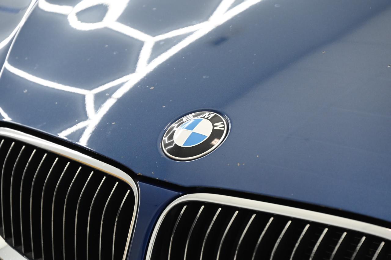BMW 3-Series 328i Convertible 2012