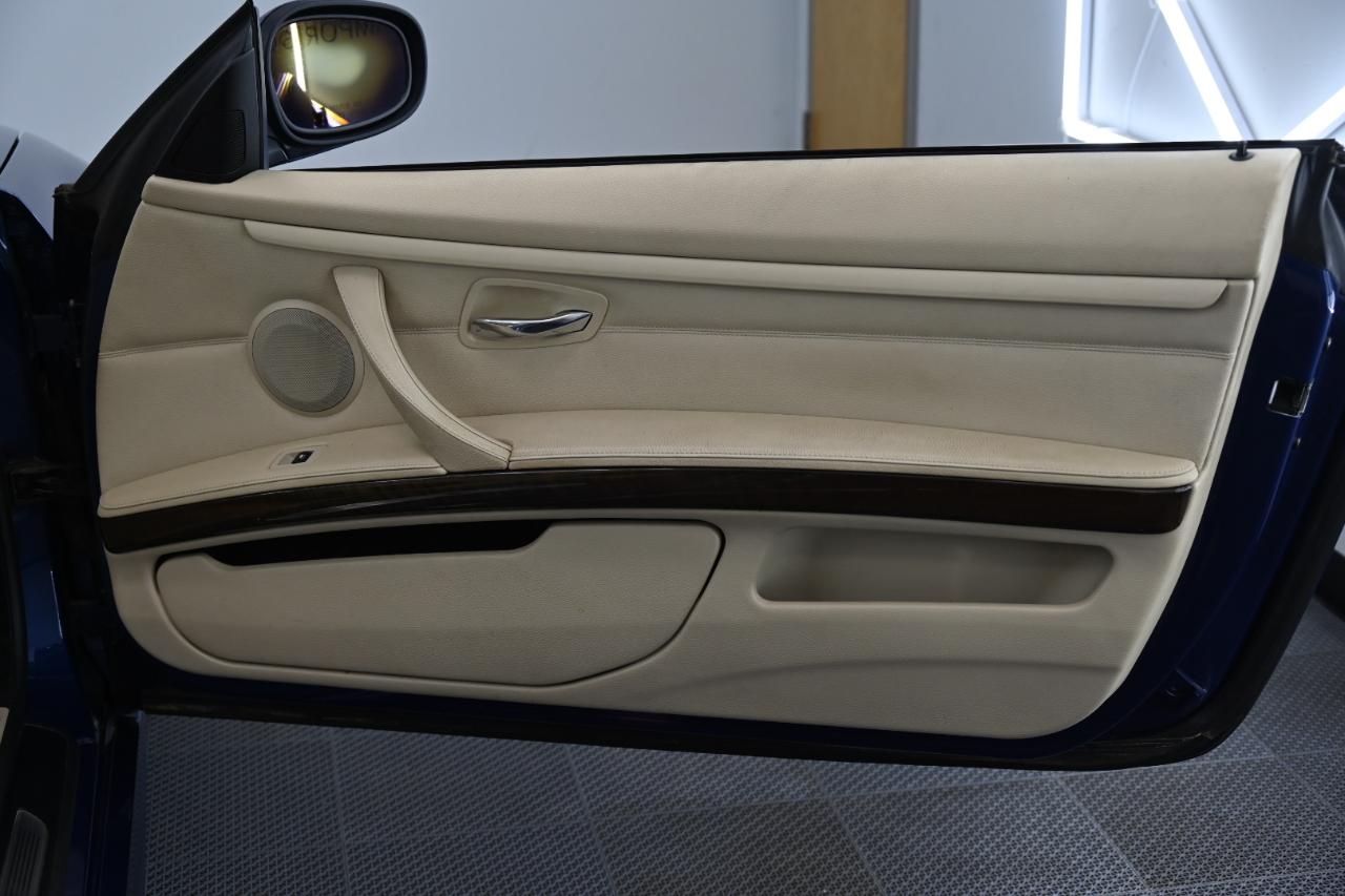 BMW 3-Series 328i Convertible 2012