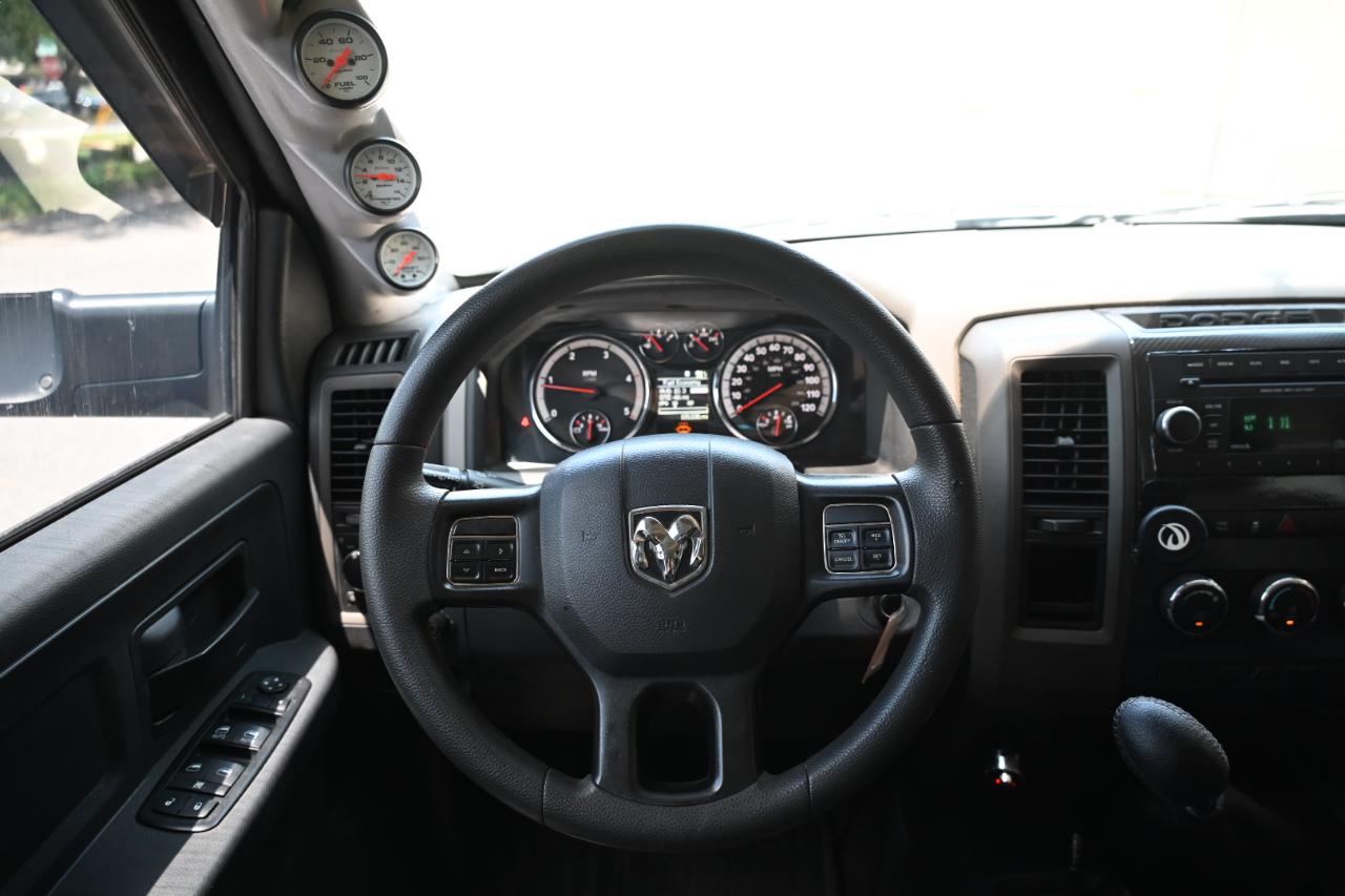 RAM 2500 ST Crew Cab SWB 4WD 2012