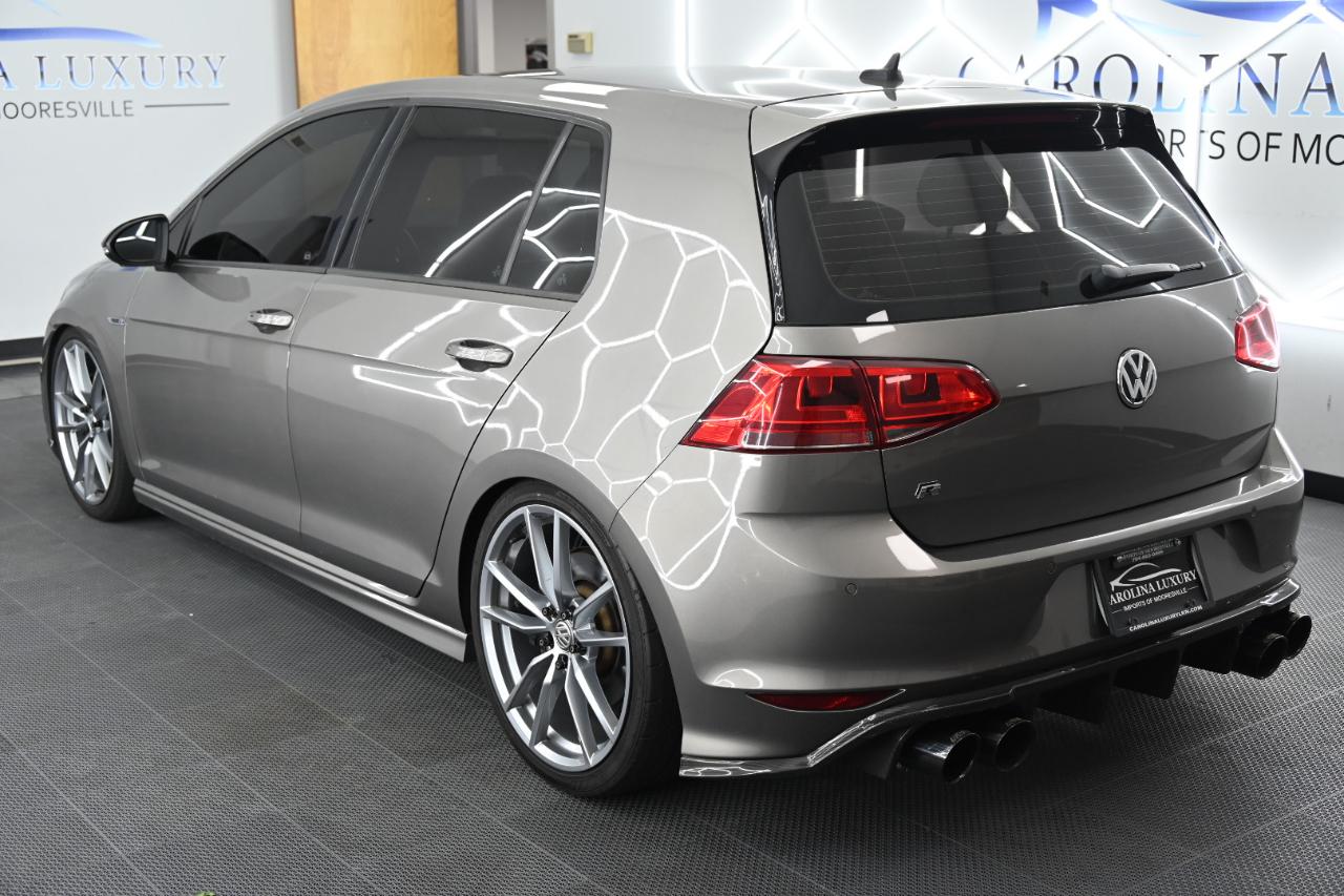 Volkswagen Golf R 2.0T Manual w/DCC/Nav 2017