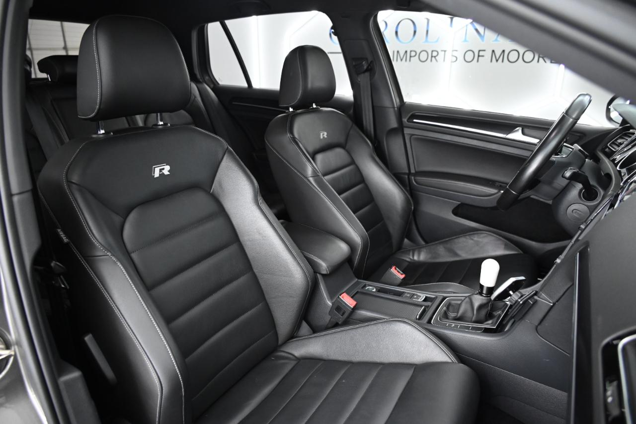 Volkswagen Golf R 2.0T Manual w/DCC/Nav 2017
