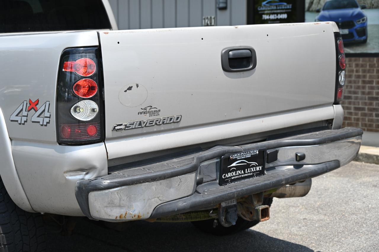 Chevrolet Silverado 2500HD LS Ext. Cab 4WD 2006