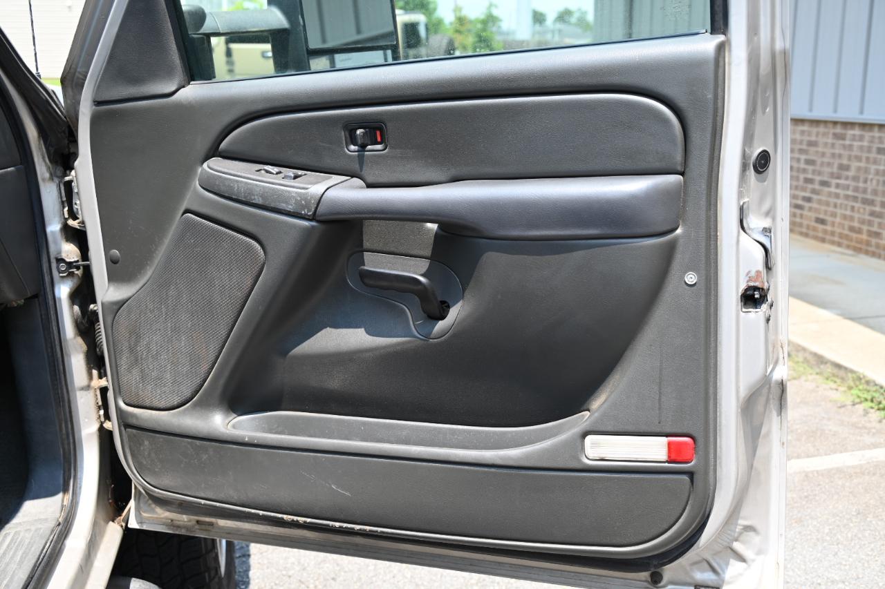 Chevrolet Silverado 2500HD LS Ext. Cab 4WD 2006