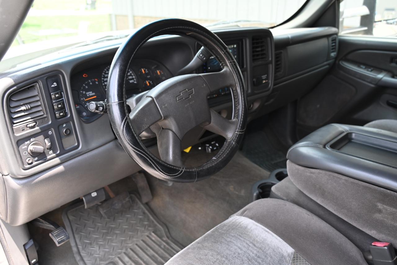 Chevrolet Silverado 2500HD LS Ext. Cab 4WD 2006