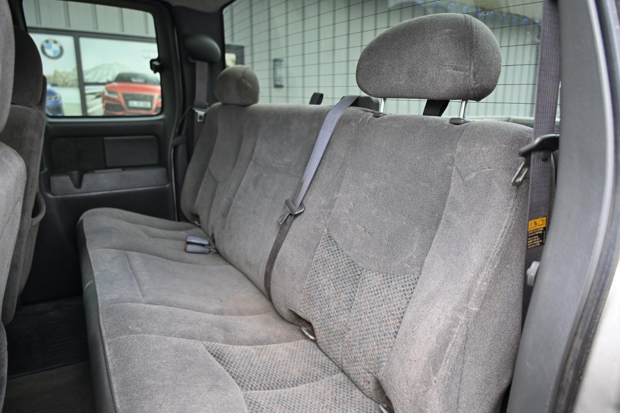 Chevrolet Silverado 2500HD LS Ext. Cab 4WD 2006