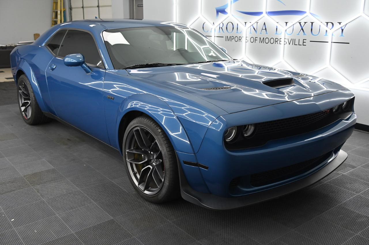 Dodge Challenger R/T Scat Pack Widebody RWD 2021