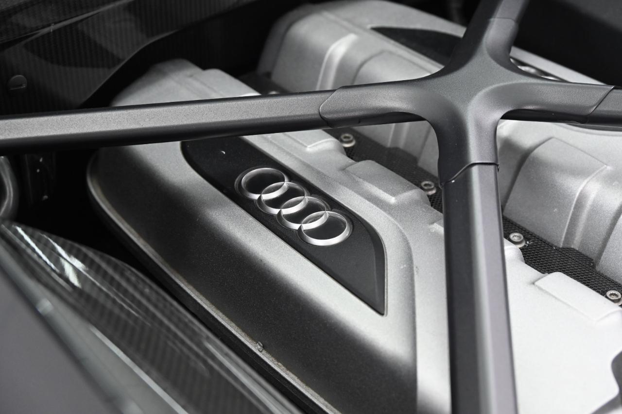 Audi R8 V10 performance quattro Coupe 2020