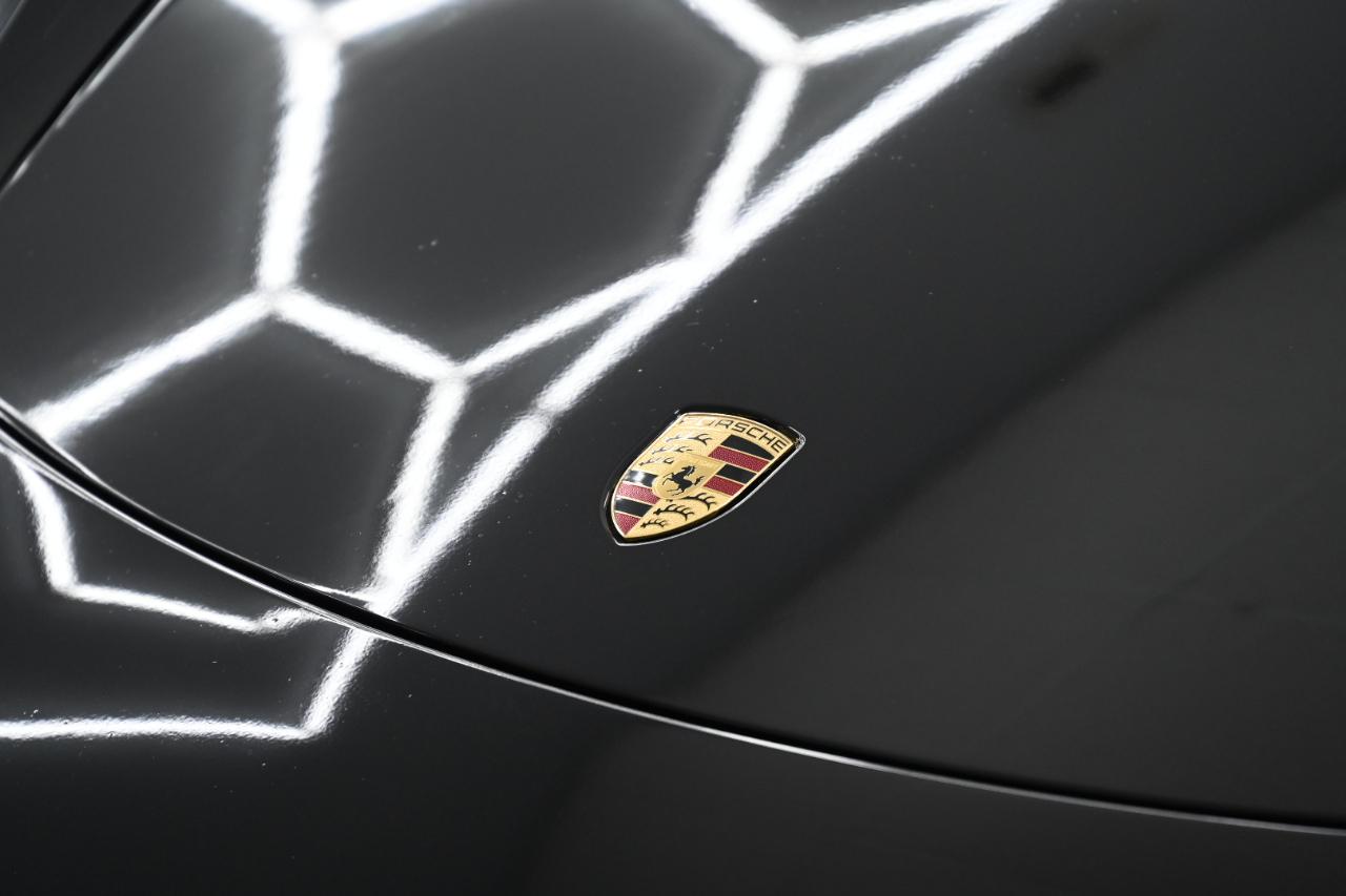 Porsche 718 Cayman Coupe 2018