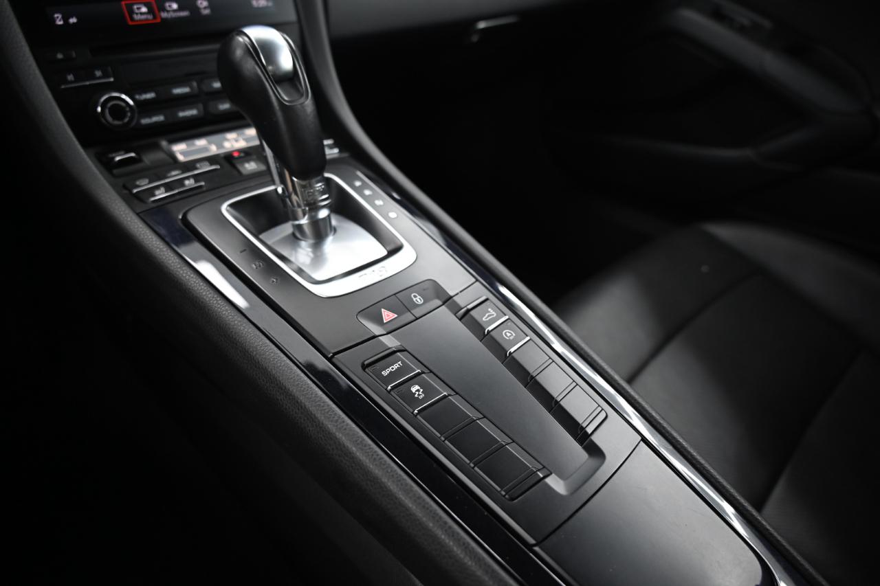 Porsche 718 Cayman Coupe 2018